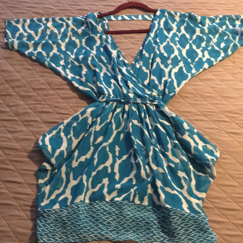 Kimono style Bebe minidress